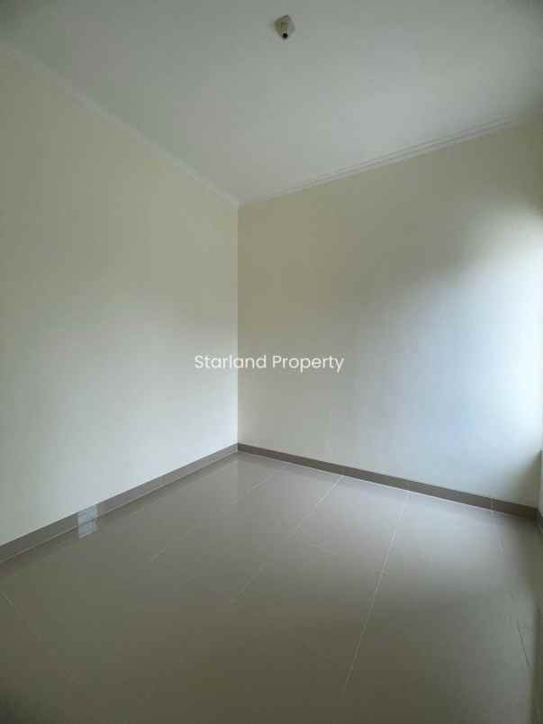 rumah modern minimalis di area bintaro