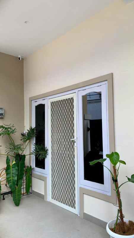rumah mulyosari minimalis siap huni furnished