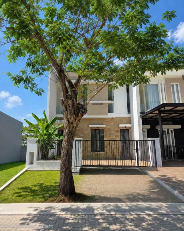 rumah pakuwon city new minimalis