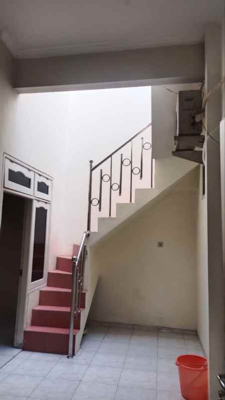 rumah ploso timur strategis listrik 2200w