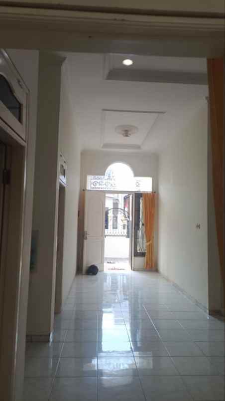 rumah ploso timur strategis listrik 2200w