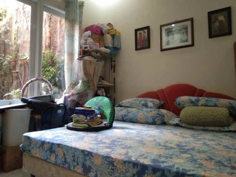 rumah pondok bambu jakarta timur