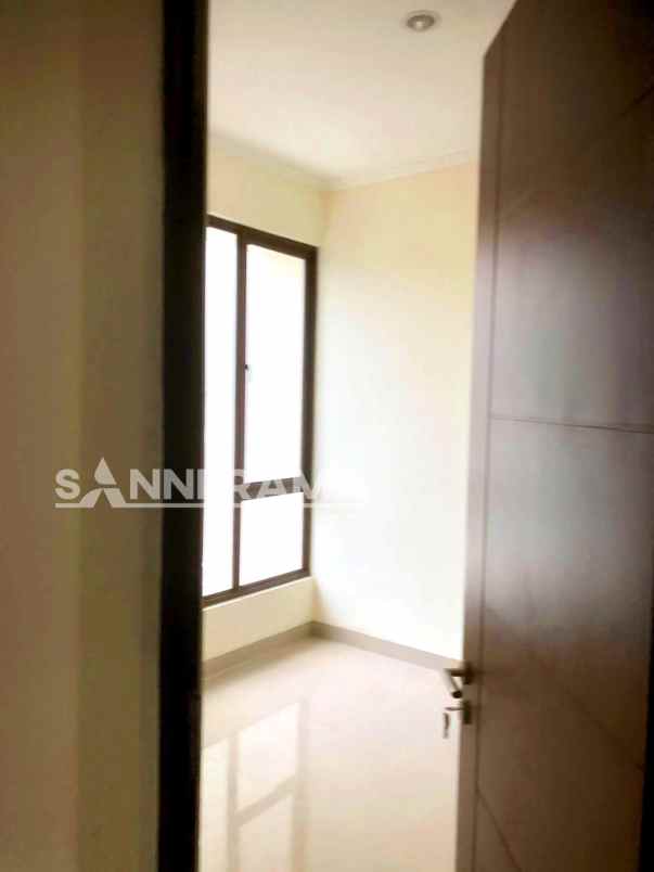 rumah ready 2 lt graha cinere depok