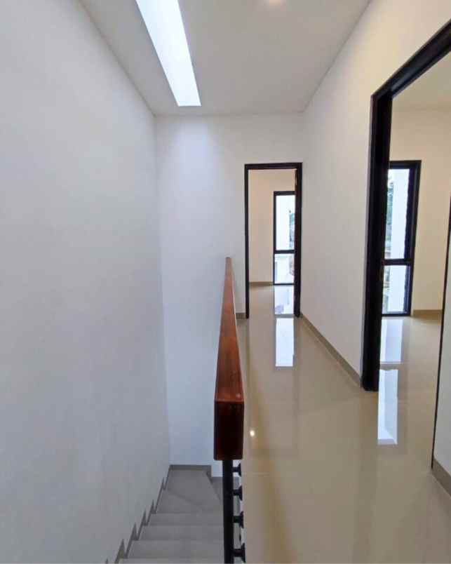 rumah ready siap huni dekat pondok cabe