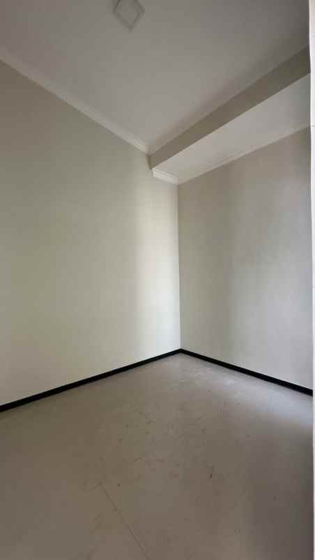 rumah ready siap huni lokasi landungsari malang