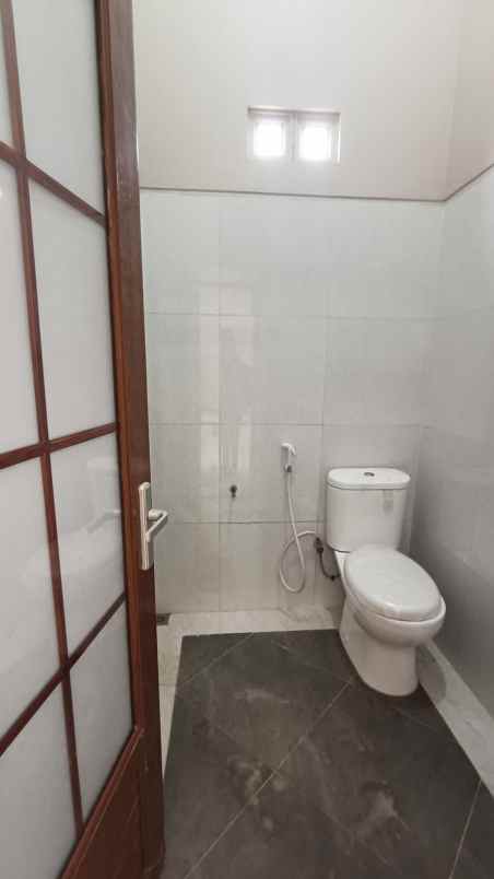 rumah ready siap huni shm ready dekat kampus unnes