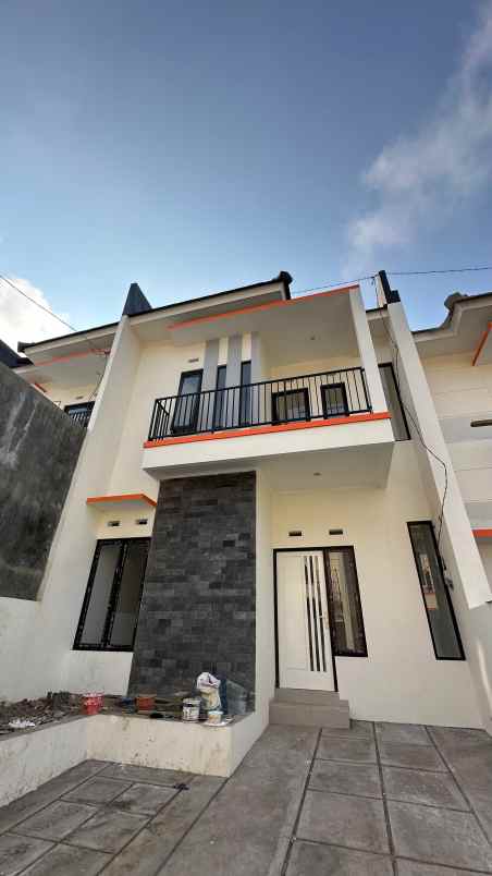 rumah ready unit lokasi saxophone suhat kota malang
