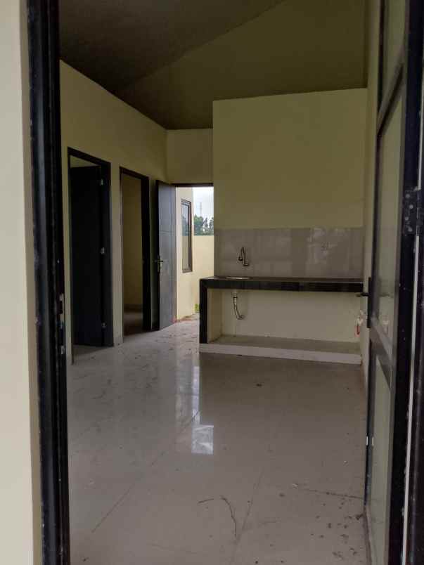 rumah second dekat jababeka ejip dan mm2100 cikarang