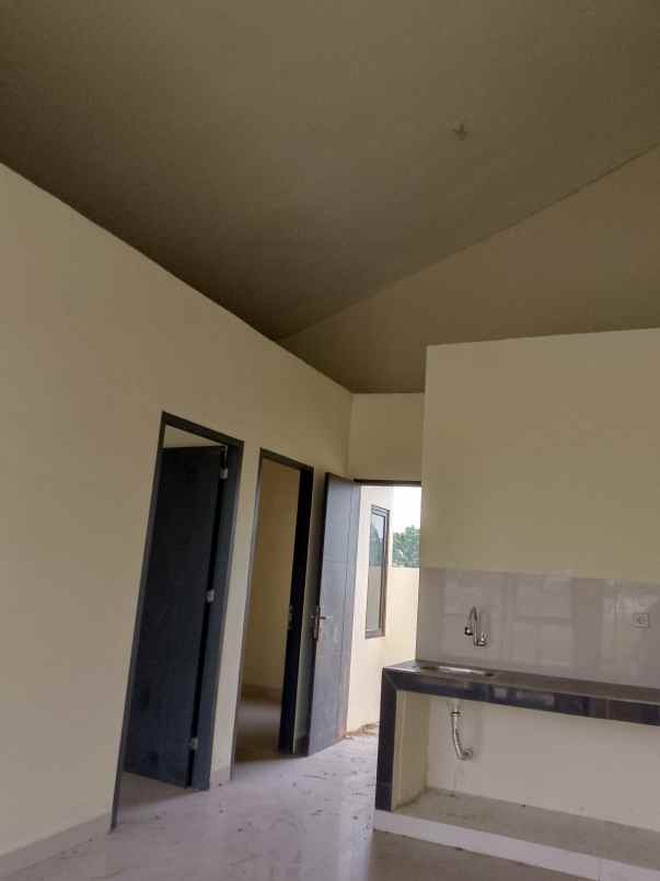 rumah second dekat jababeka ejip dan mm2100 cikarang
