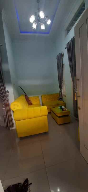 rumah second hook furnished di bedahan depok