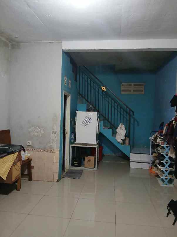 rumah second lokasi sangat strategis di depok