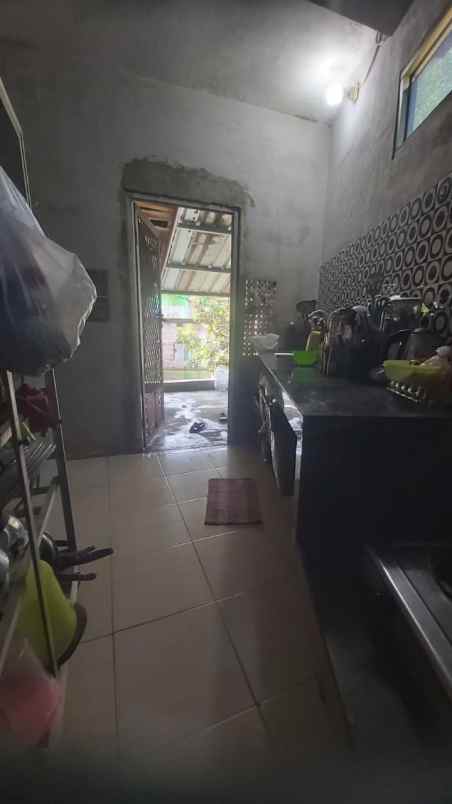 rumah second lokasi sangat strategis di depok