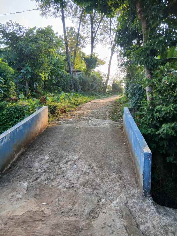 rumah second lokasi sangat strategis di depok