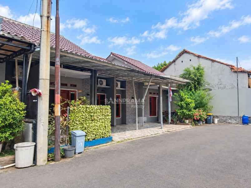rumah second siap huni di mampang depok