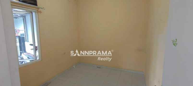 rumah siap huni dalam mini cluster mampang depok rosit