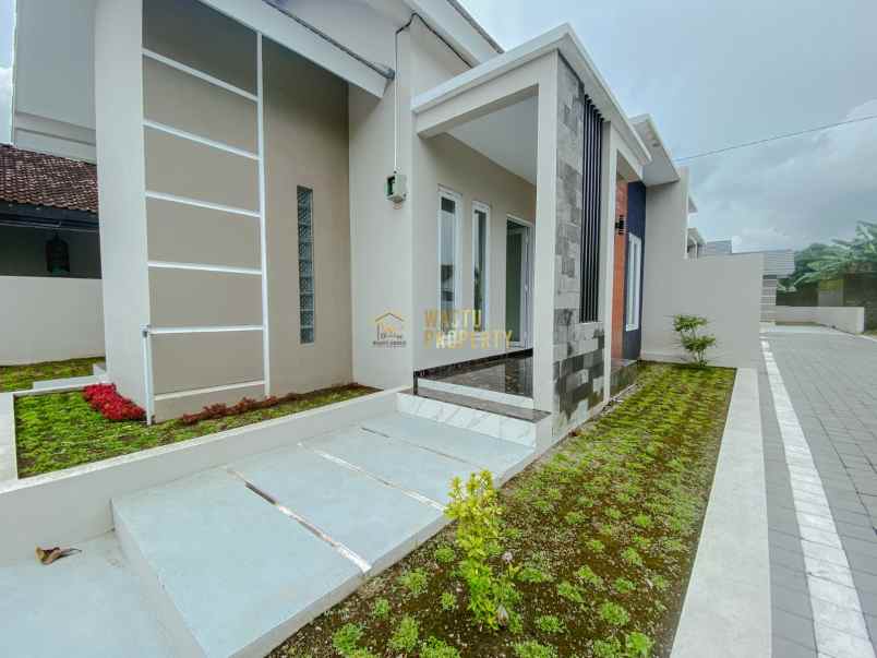 rumah siap huni dekat dengan stasiun di kalasan sleman