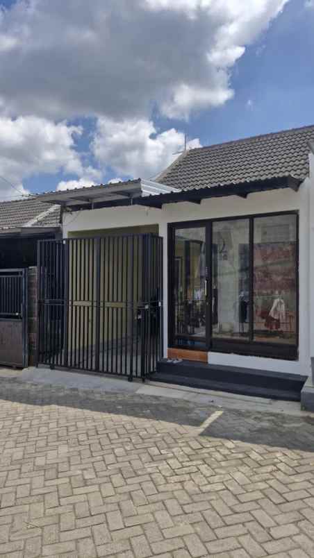 rumah siap huni di puri bunga nirwana jember