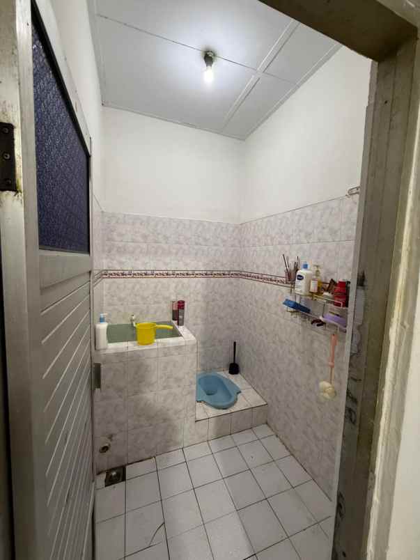 rumah strategis dekat stasiun lrt bekasi timur