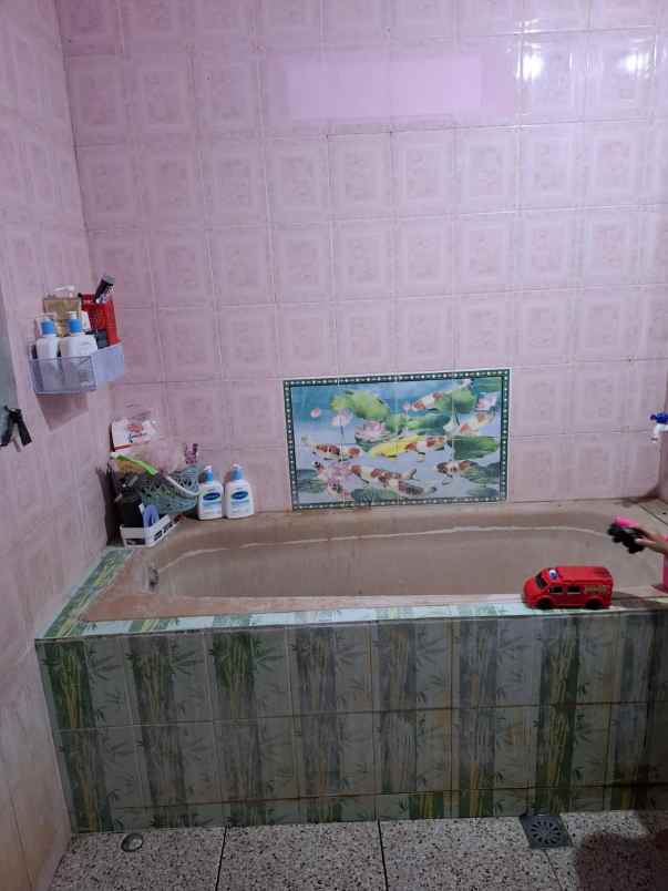 rumah strategis sambiroto dekat unimus dekat kemana