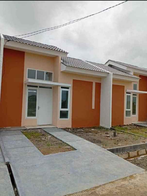 rumah subsidi lokasi nempel jalan raya