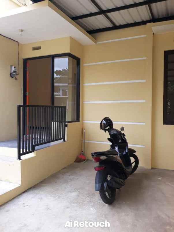 rumah terawat lokasi tirtasani malang