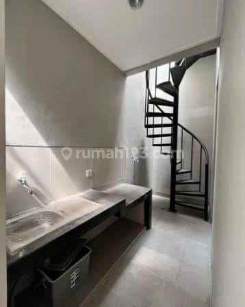 springville pik2 type eugenia hadap barat daya