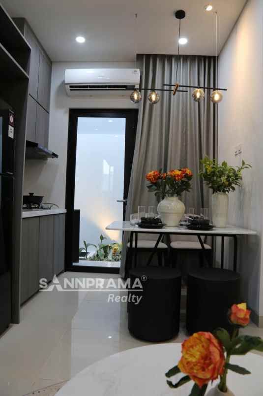 synthesis huis tipe fika cijantung jakarta timur rn