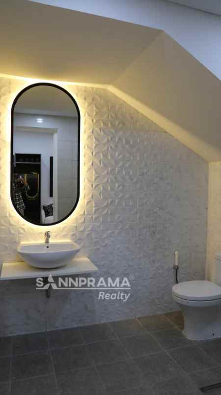 synthesis huis tipe fika cijantung jakarta timur rn