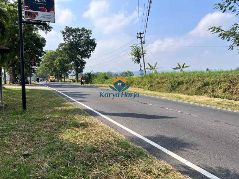 tanah strategis buka resto jl raya solo tawangmangu