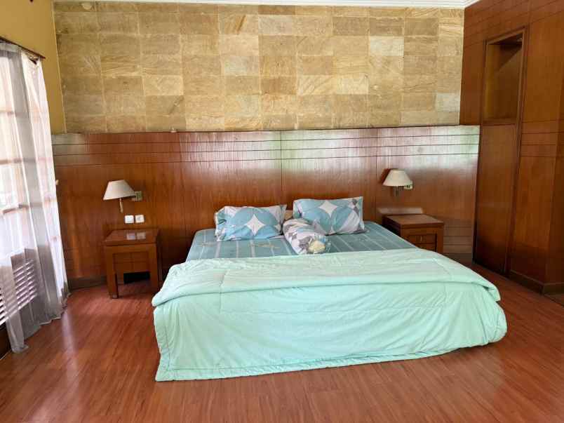 villa mewah di gadog ciawi puncak bogor