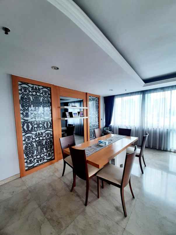 apartemen mewah lokasi strategis dekat senayan