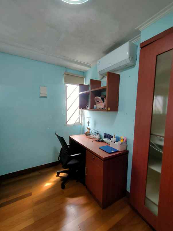 dijual apartemen apartemen wisma gading