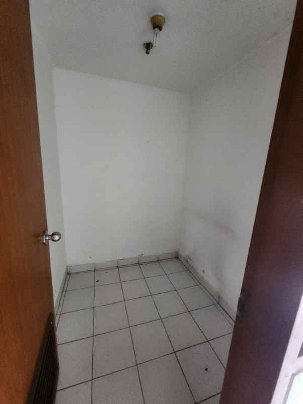 dijual apartemen condominium graha family prima a lt 2