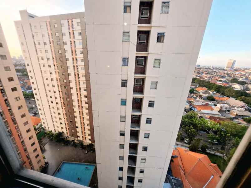 dijual apartemen gunawangsa manyar tower a