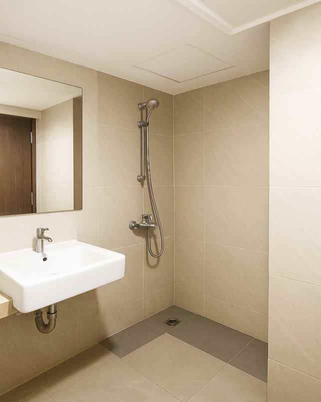 dijual apartemen jl sholeh iskandar no 1