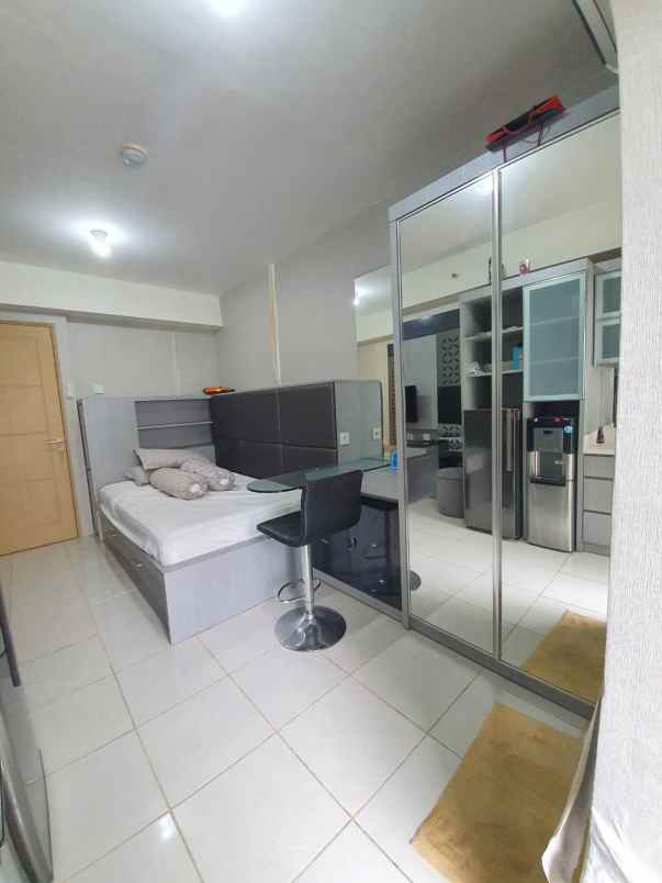 dijual apartemen pakuwon city