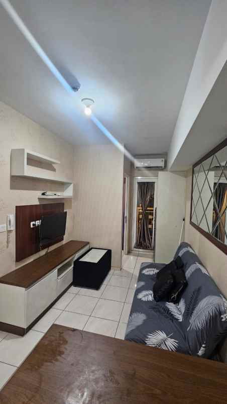 dijual apartemen the springlake tower