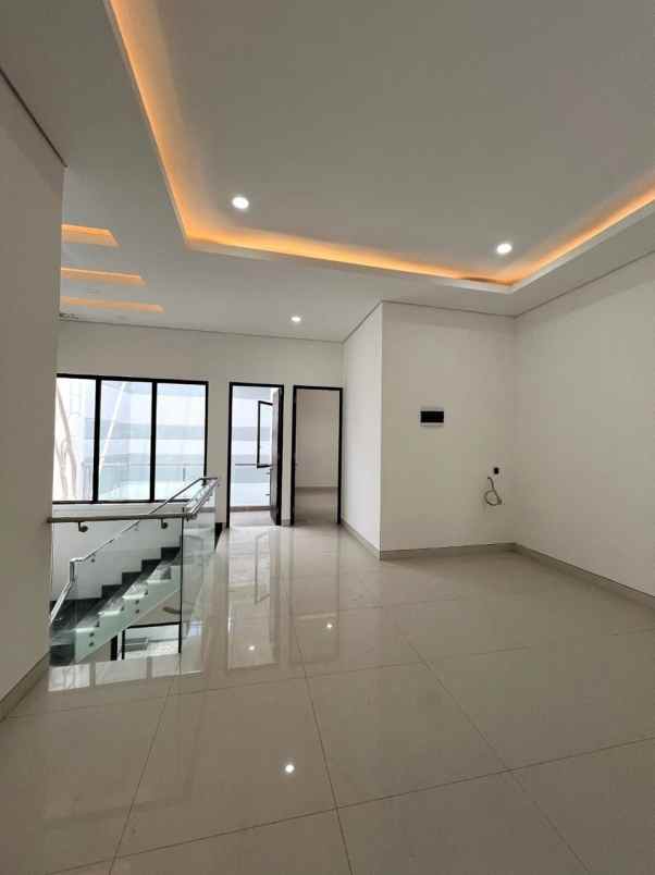 dijual cepat bu rumah baru gress ready