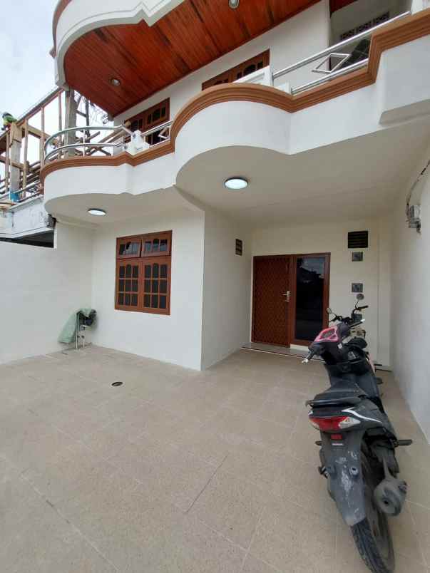 dijual cepat rumah baru di taman harapan baru bekasi