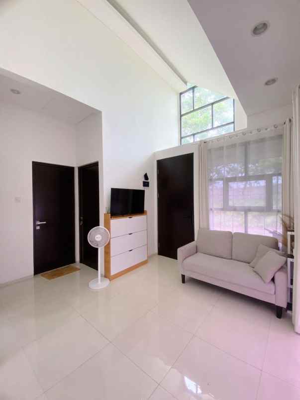 dijual cepat rumah di golden cikeas