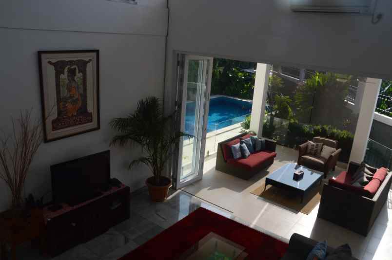 dijual cepat rumah di kemang timur jakarta selatan