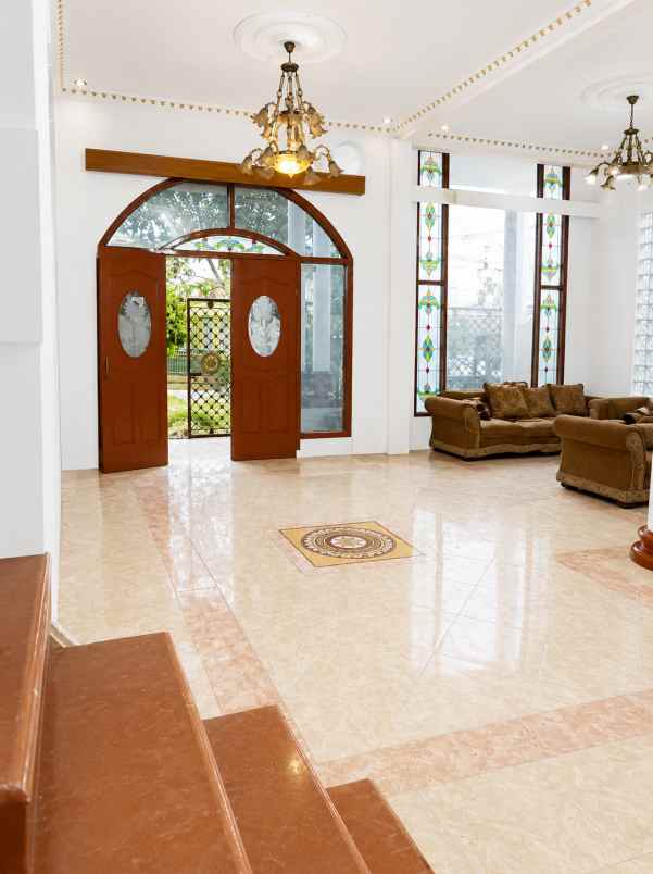 dijual cepat rumah mewah gaya eropa di cibinong bogor