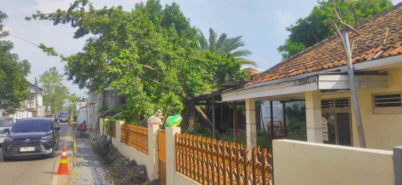 dijual cepat tanah bangunan rumah
