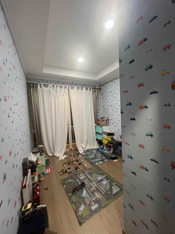 dijual disewakan rumah pik layar permai