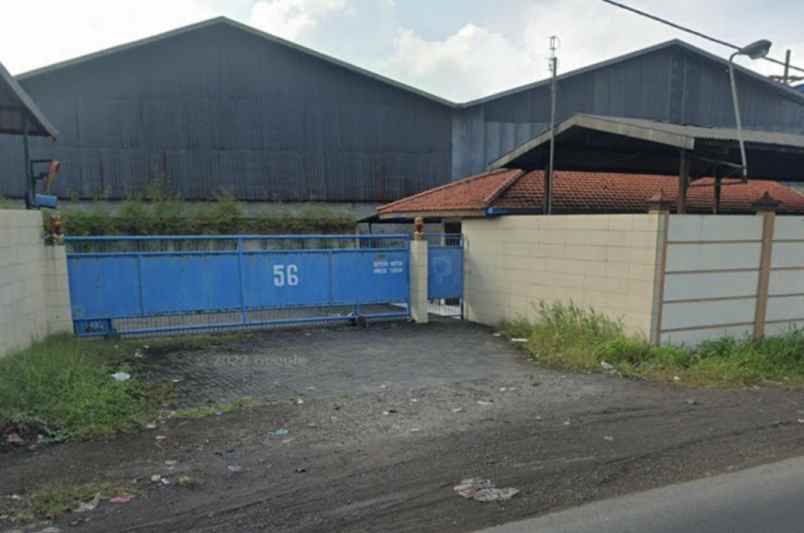 dijual gudang ex pabrik hitung tanah di legundi