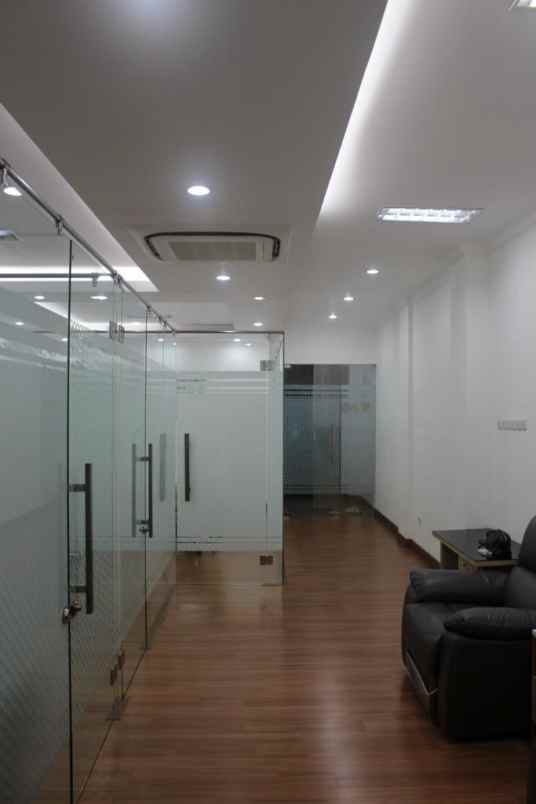 dijual kantor mewah tebet