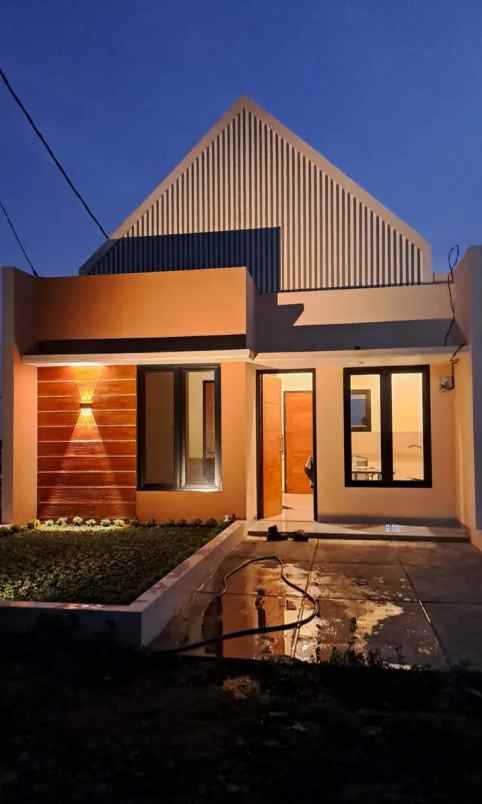dijual kost jl cigugur ciwaruga bandung