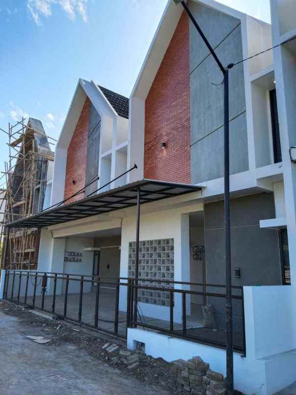 dijual kost joyoagung merjosari