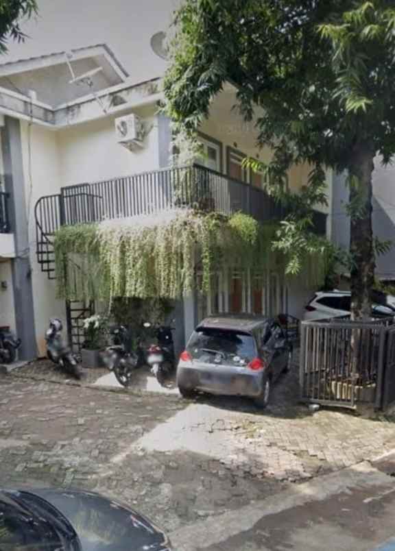 dijual kost petukangan selatan