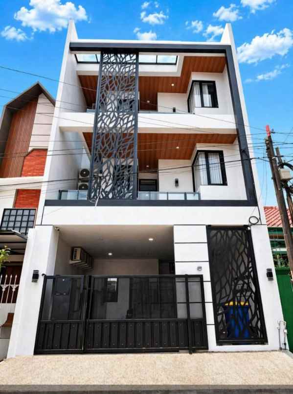 dijual kost soekarno hatta malang